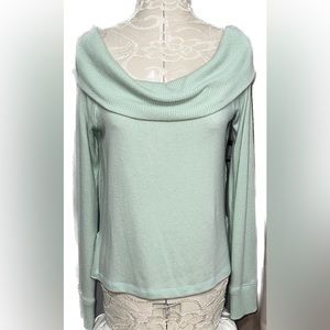 Abercrombie & Fitch Sweater